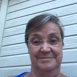 Meet your Posher, Carol